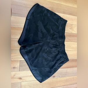 Camo lulu lemon track that 5” inseam short